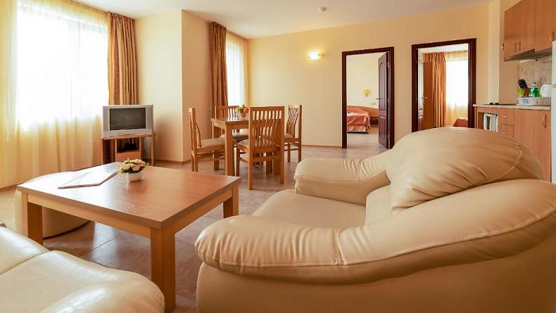 ROSE VILLAGE 3* 12