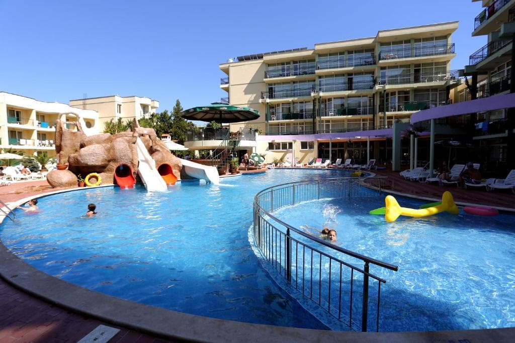 SUNNY DAY CLUB 3* 2